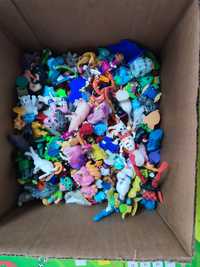 Продам детские мини игрушки от киндеров