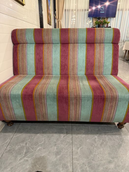 Диваны срочно 6 шт дерево , торг