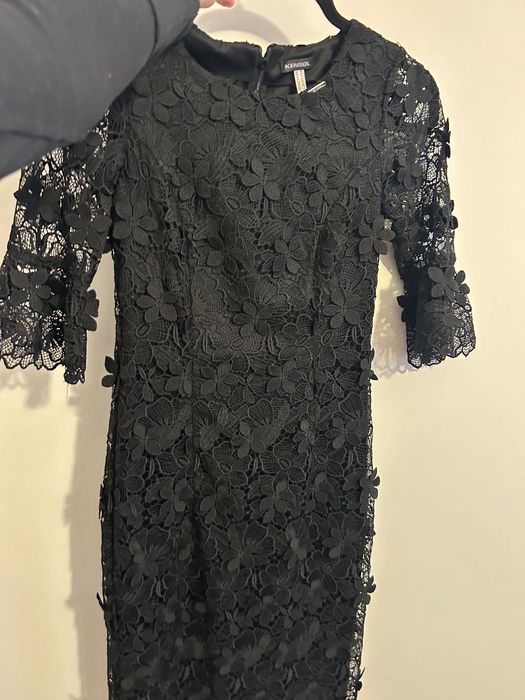 Ново рокля с 3D дантела