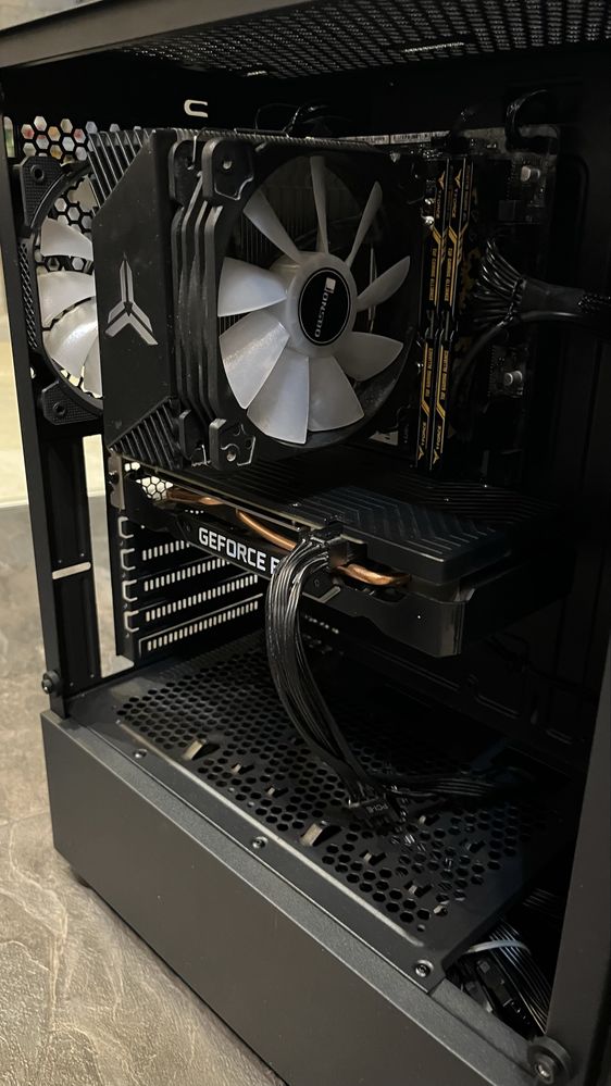 Геймърски компютър 16GB Ram 1TB