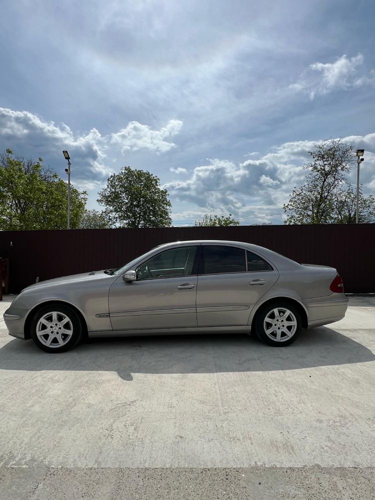 Mercedes e class