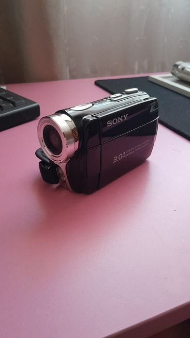 Продам камеру Sony