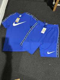 Compleu Nike Repeat XS - XL