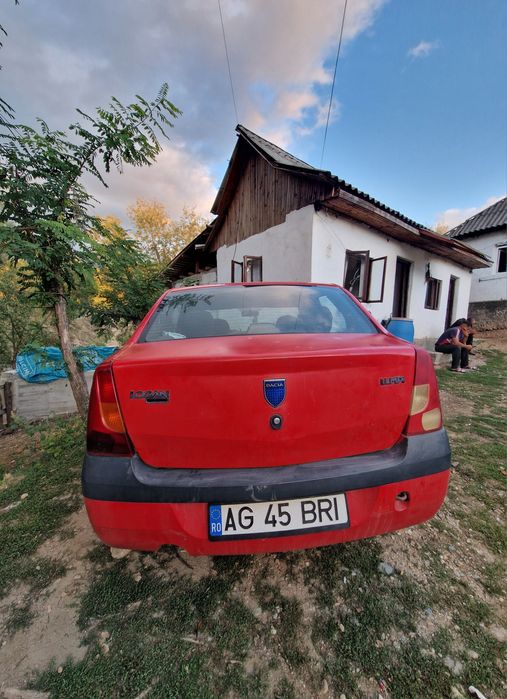 Vând logan 1.4 gaz