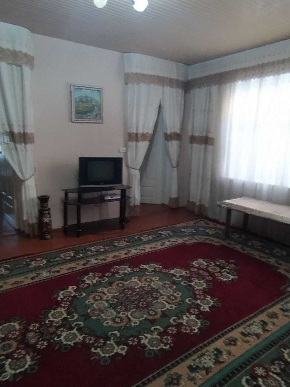 Жиззах Шахар Центр  7 сотка 3 хона.