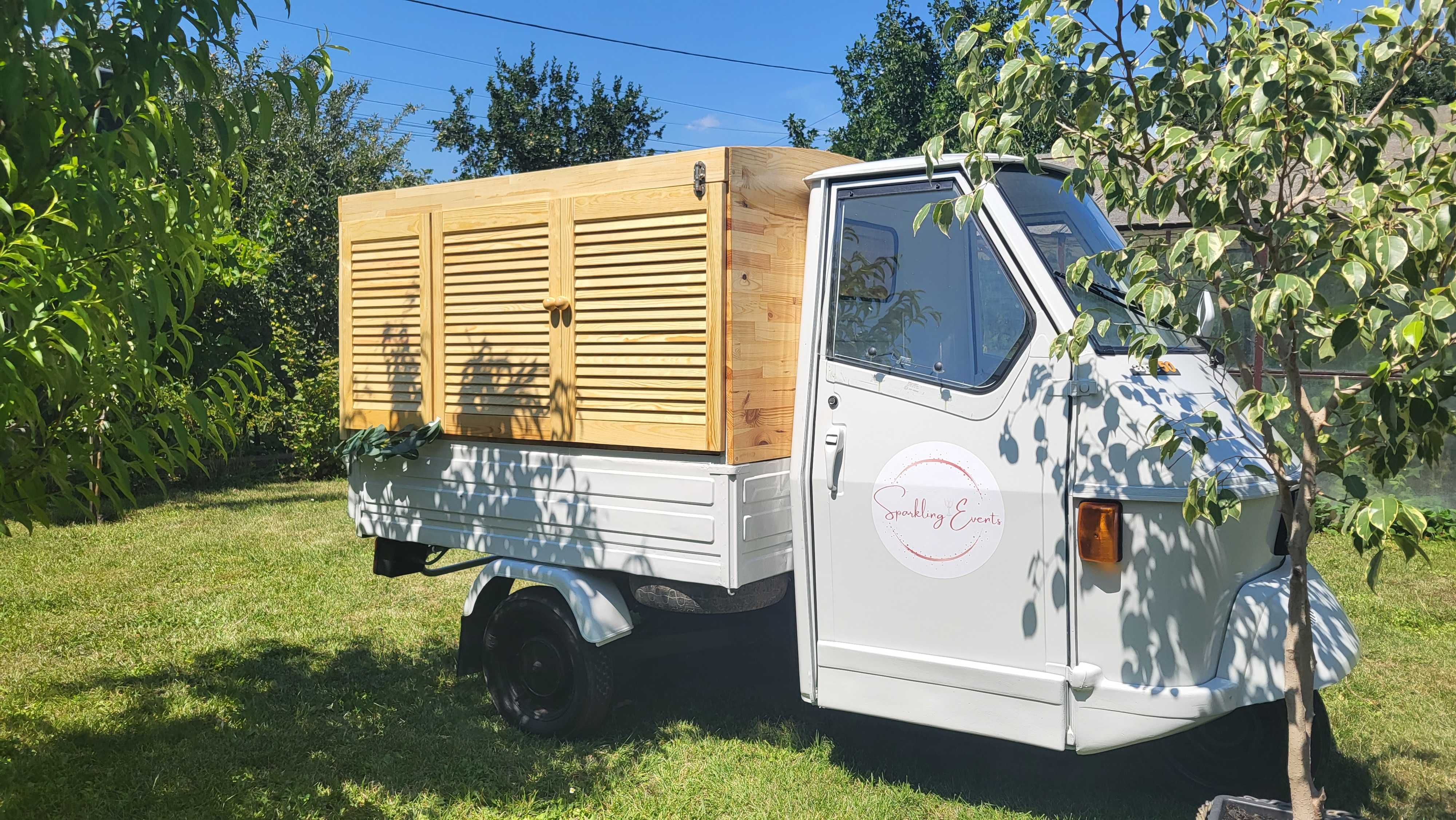 Piaggio APE 50 (Prosecco VAN)  + Website -  Afacere la Cheie