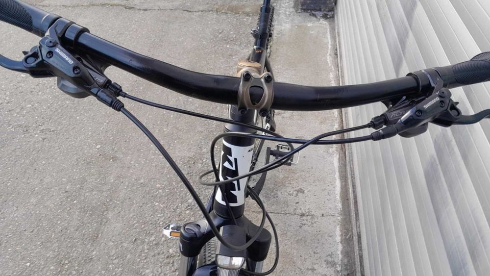 Vehicul pe 2 roti