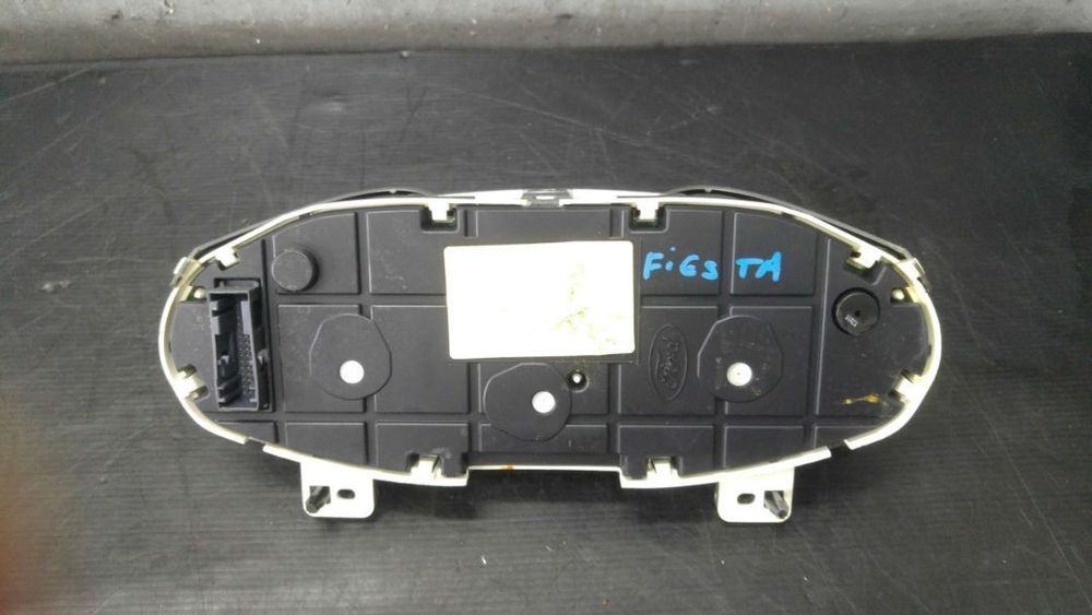 Ceasuri bord ford fiesta 6 cb1 ccn vp8a6f10894bc vp8a6f10894ca