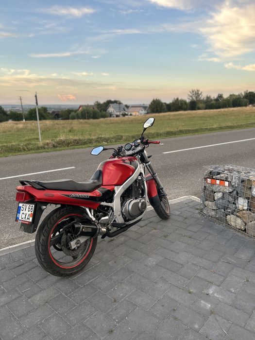 Suzuki Gs 500.