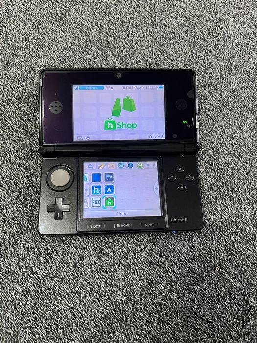 3DS Full Box Modat cu card de 64GB