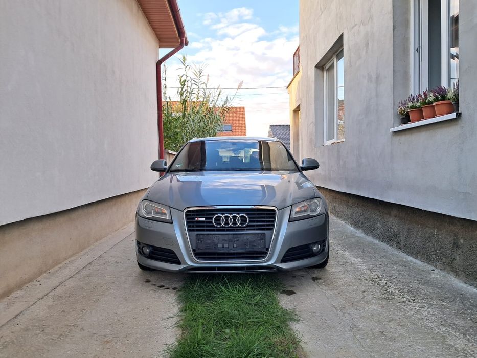 Audi A3 / 1.4 Tsi/ E5 / S-line / Bi-xenon / LED /