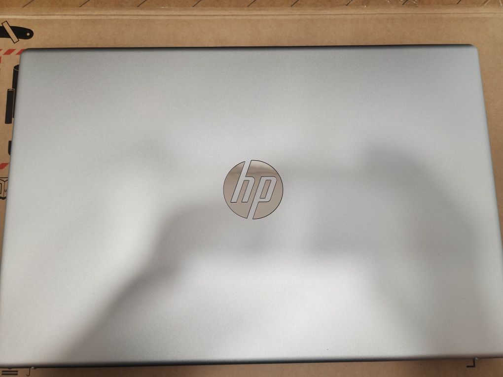 Hope Amanet P11-Laptop HP 15/i3-1315U/8gb Ram/SSD 512gb/Fullbox
