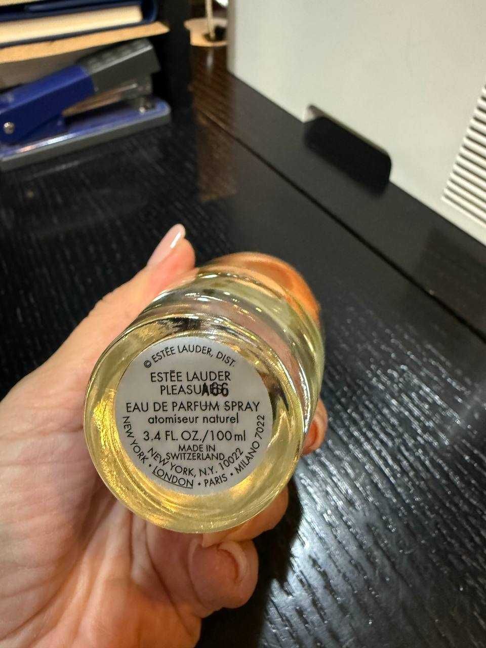 Продам духи Estée Lauder Pleasures (Оригинал)