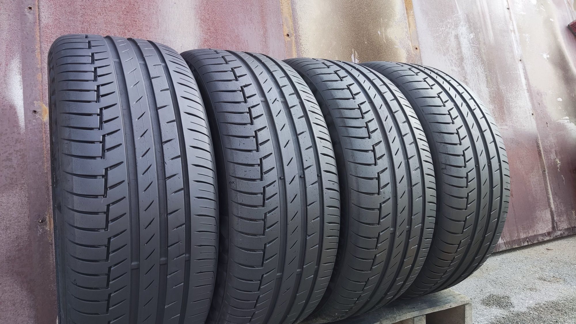 4бр. летни гуми 235/45/18 Continental Premium Contact 6
dot23
7mm
Добр