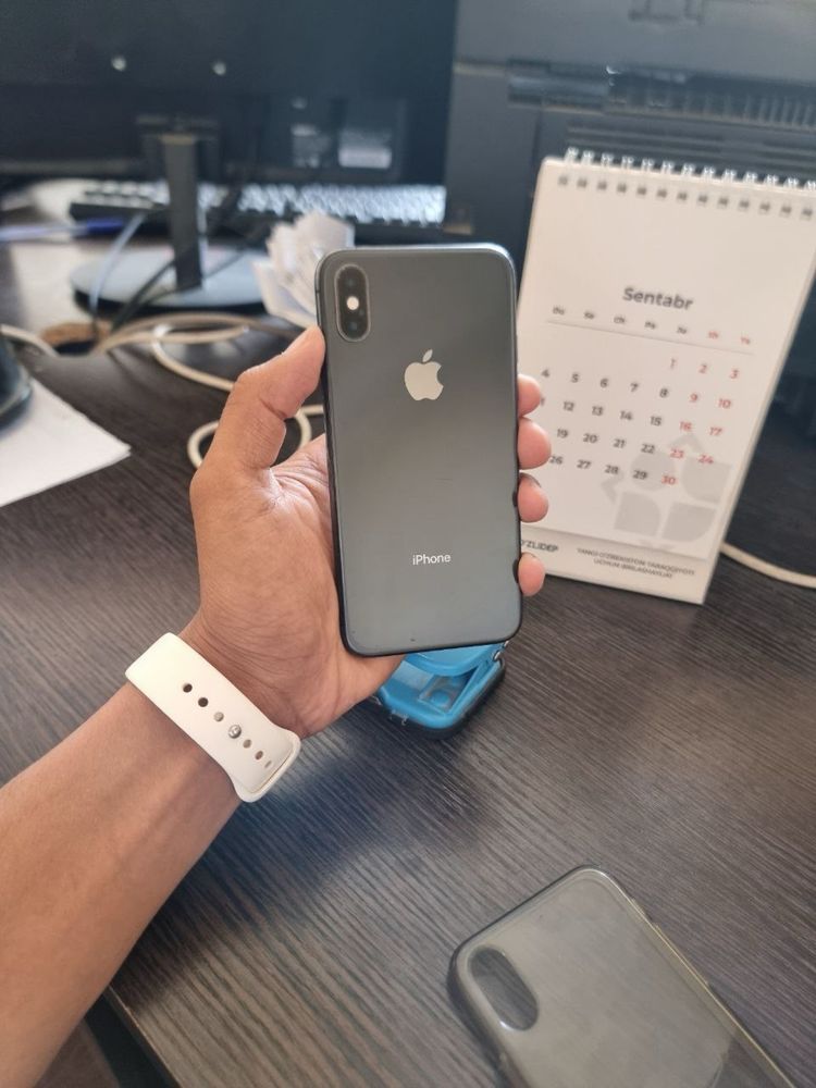 iPhone Xs ideal holatda