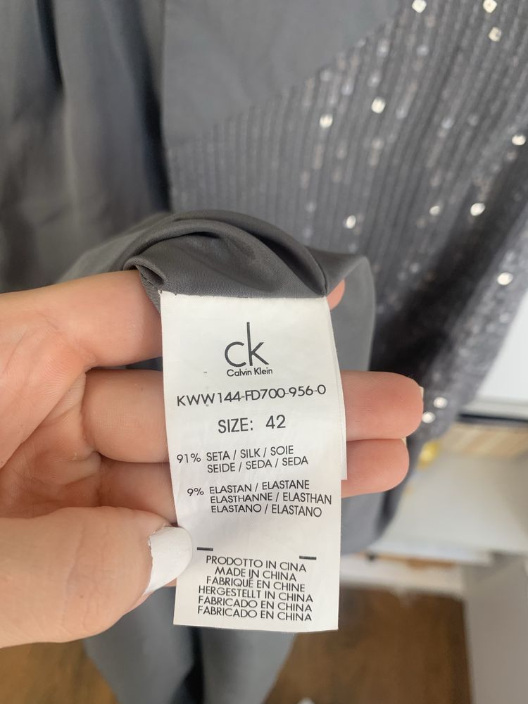 коктейлна рокля calvin klein