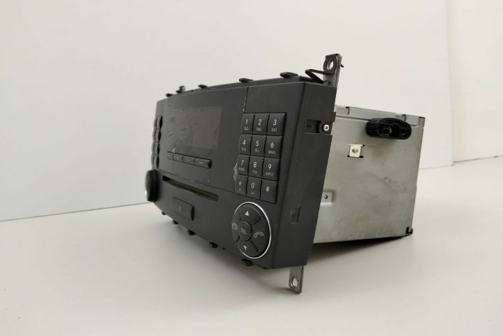Radio CD player A2038705089 Mercedes-Benz C-Class W203
