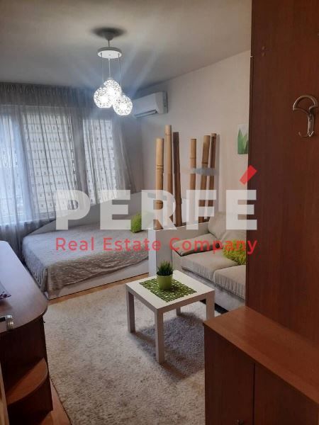 Дава се под наем Двустаен апартамент в Бургас, Възраждане - 45 кв.м за 346.8 € - Снимка #3