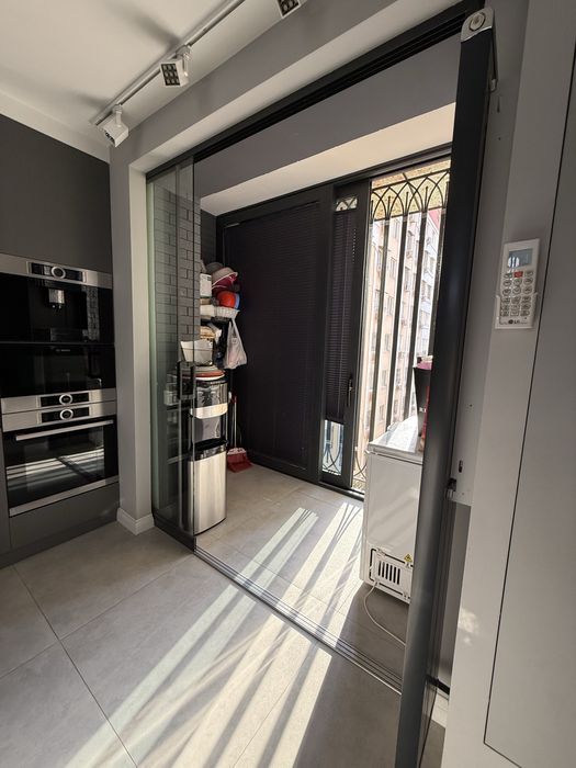 Продается своя квартира с авторским ремонтом