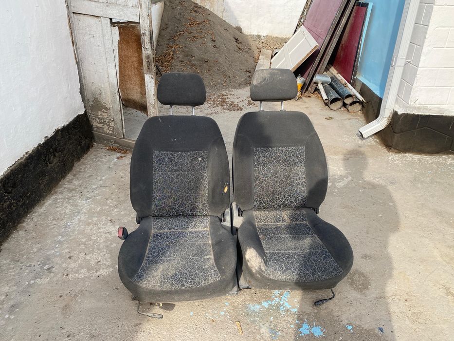 Продам сиденье в хорошем состояние