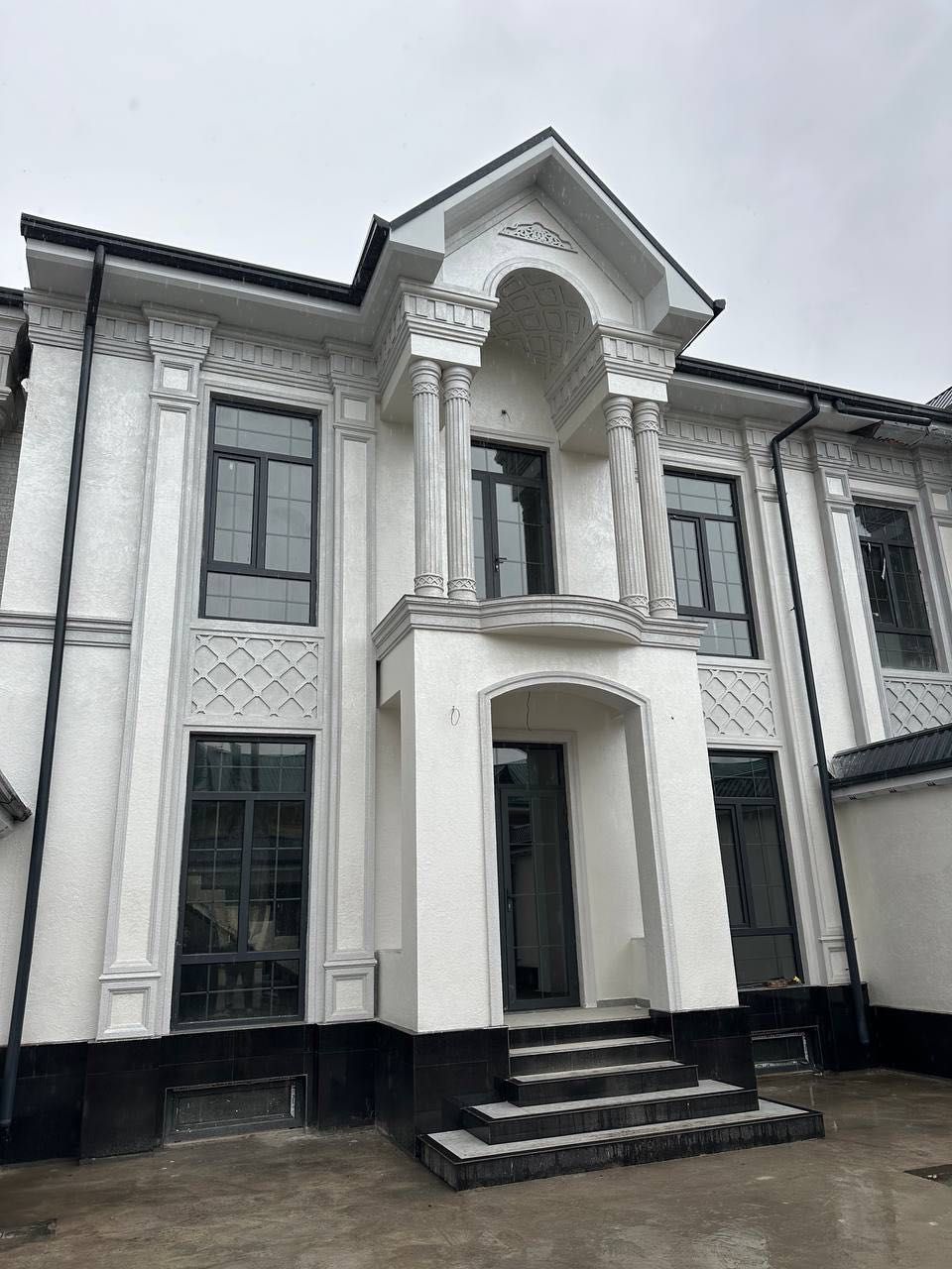 Коттедж в самой горячей точке Дурмень, остался самый последний.