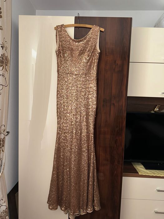 Rochii de zi și de seară