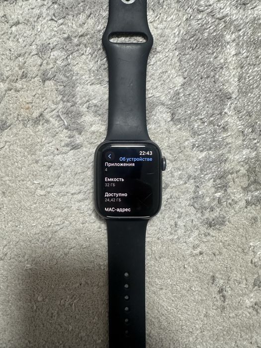 эпл ватч se в хорошем состоянии