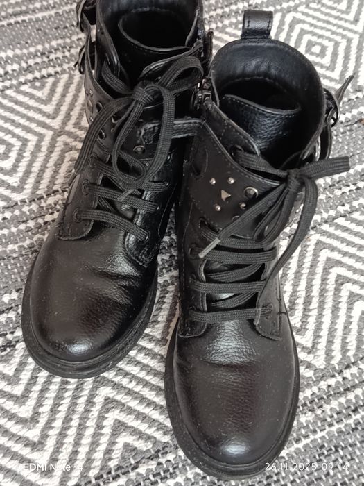 Ghete fete Geox,mărime 32