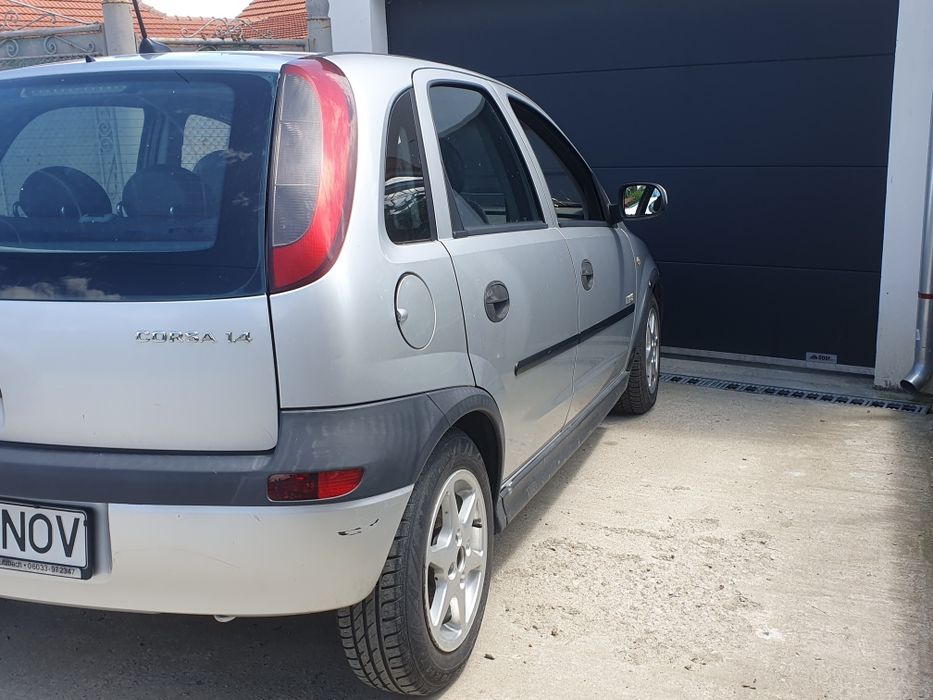Vând Opel corsa!