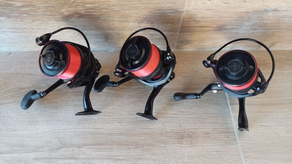 Set 3 mulinete daiwa whisker 25qd
