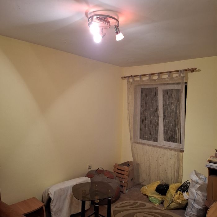 Vând garsoniera 20mp