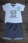 Haine bebe noi / Tricou + pantaloni marimea 62 ( 2-4 luni )