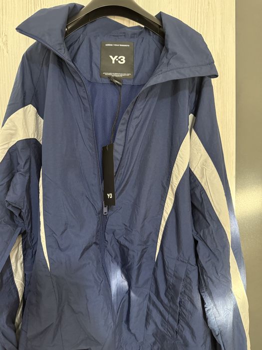 Jacheta din nailon Adidas Y3 marimea S noua cu eticheta!