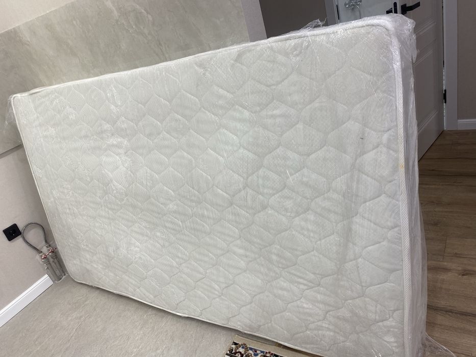 Срочно продам матрас дешево. Размер 120*200