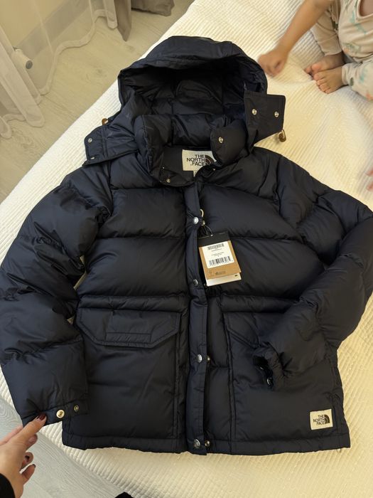 Продам новый пуховик The North Face С размер