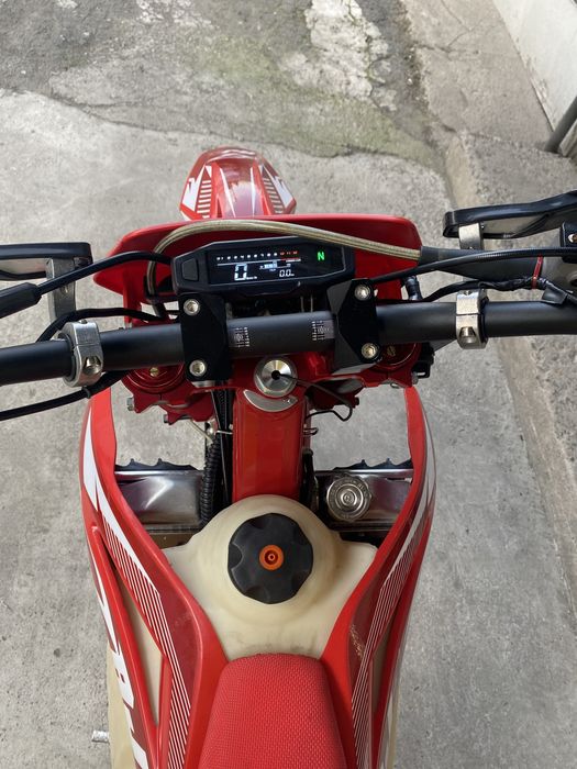 Мотоцикл AJ 1