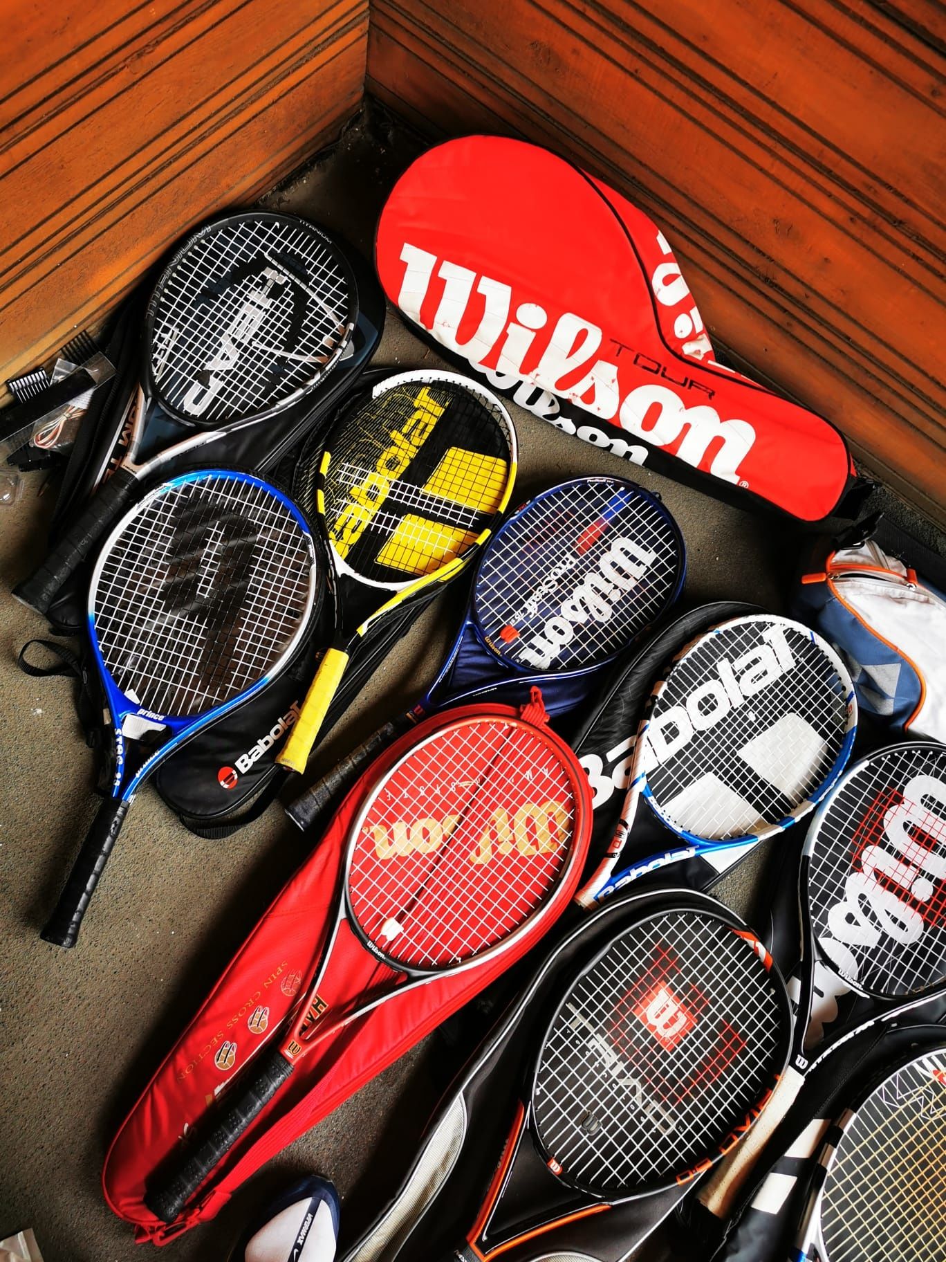 Vând paleta racheta de tenis Wilson Babolat Head Prince  stare buna