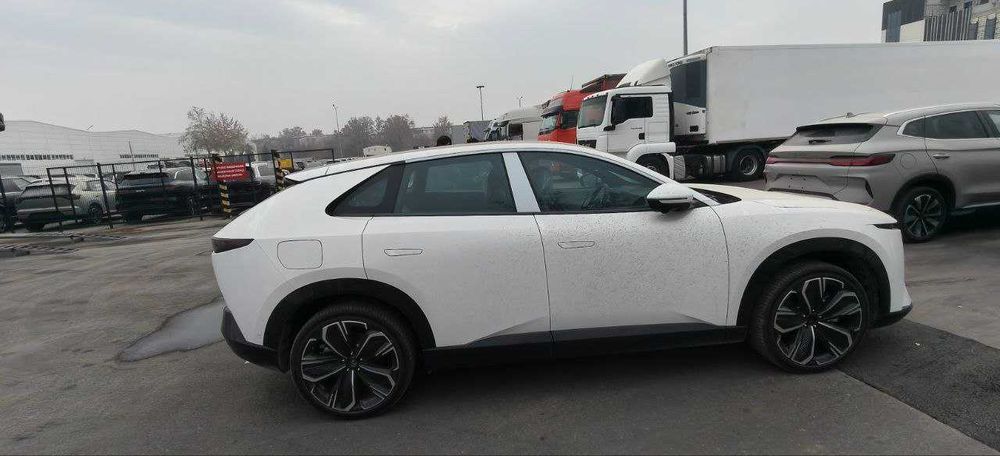 Mazda ez 60 Notarius