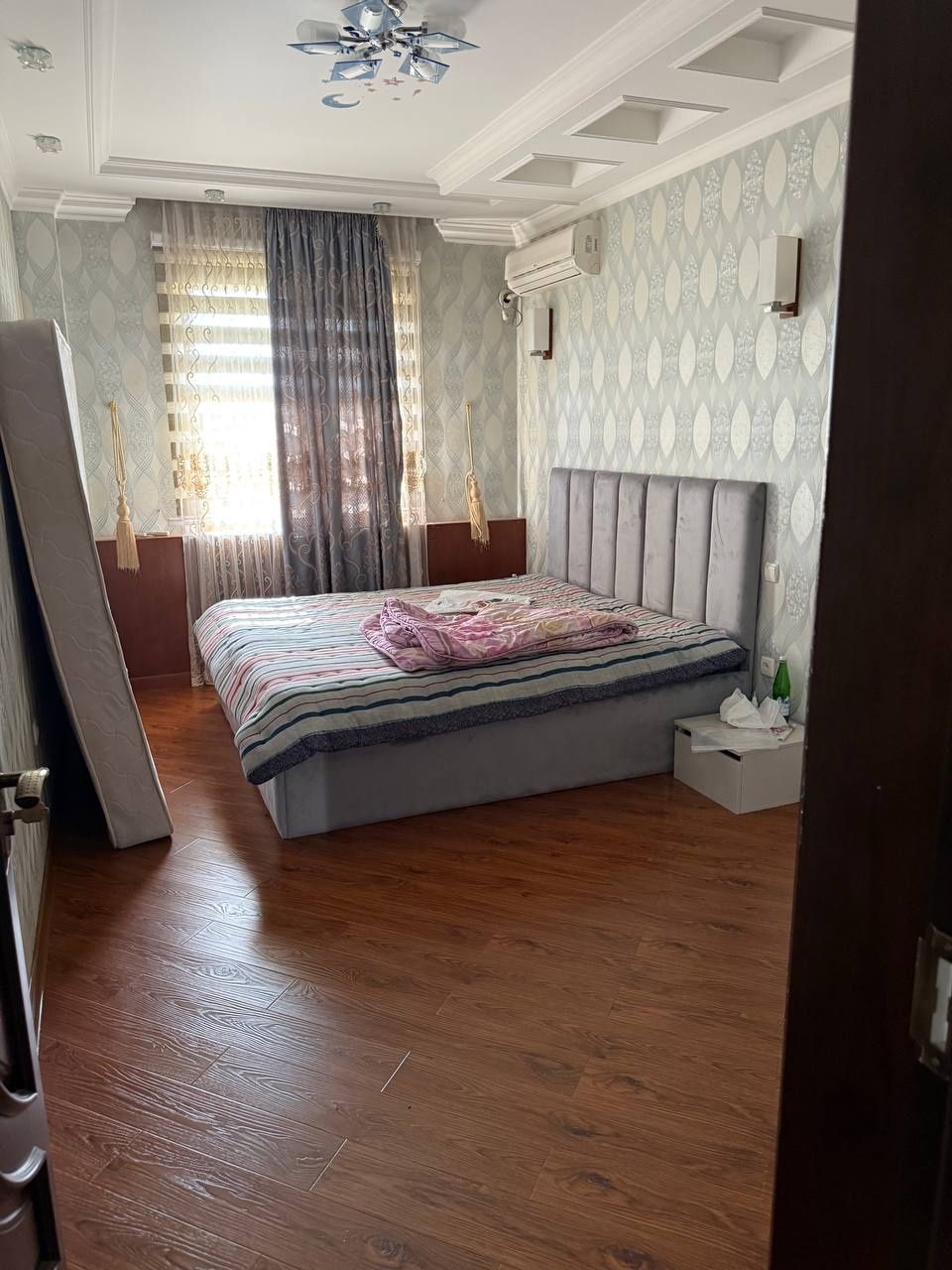 Srochna topshiriladi. Sebzor. Ganga. 4xonali 2-etaj