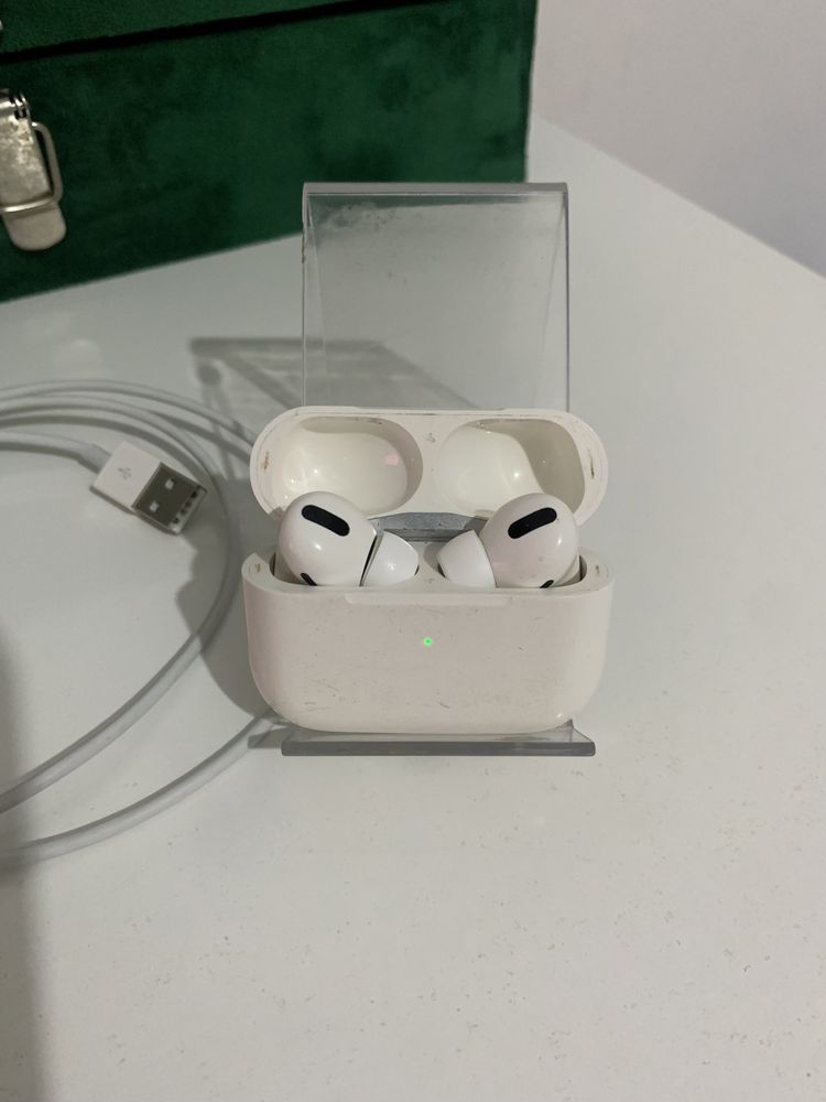 AirPods Pro продам