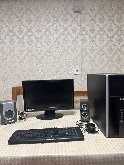 Calculator hp Radeon athlon gen II X2 215 placa vieeo Gt 630 4gb Ram