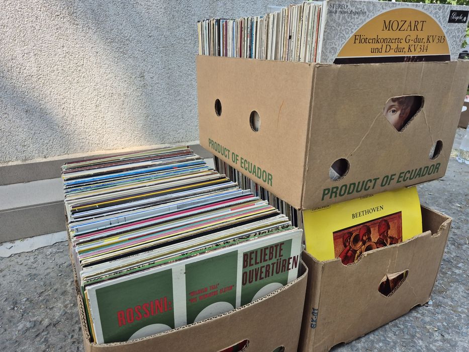 Vând 200LP Discuri Vinil colectie muzica clasica mixta Artiști celebri