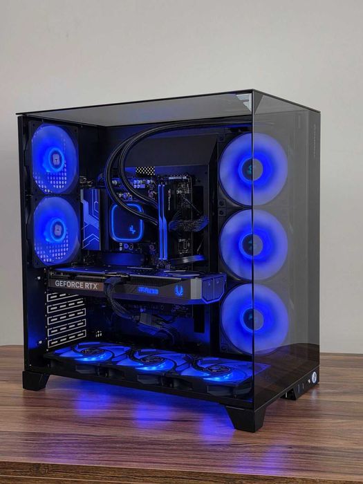 Нов / RTX 5070 / Ryzen 7 7800X3D / 32GB RAM / 1TB NVMe/ Геймърски
