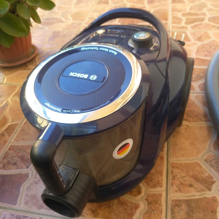 Пылесос BOSCH в отличном состоянии