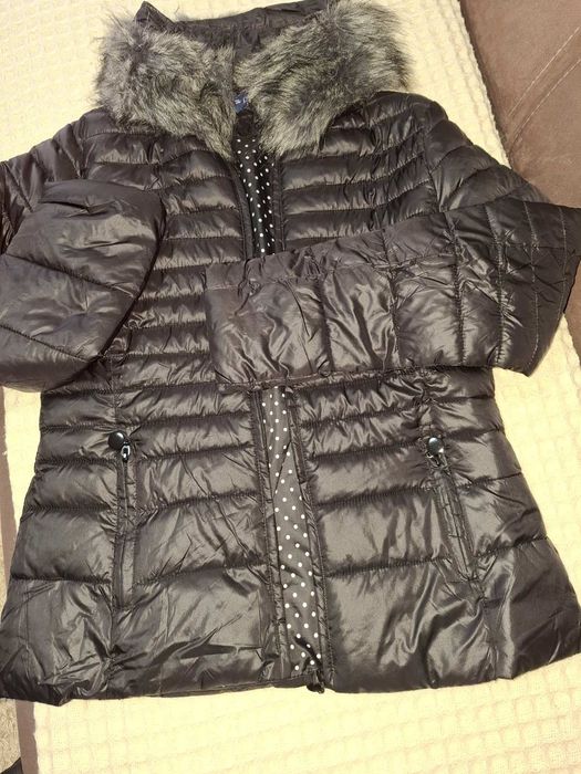 Зимно палто с качулка ново