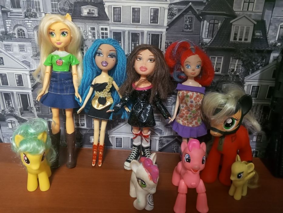 Продам куклы и пони