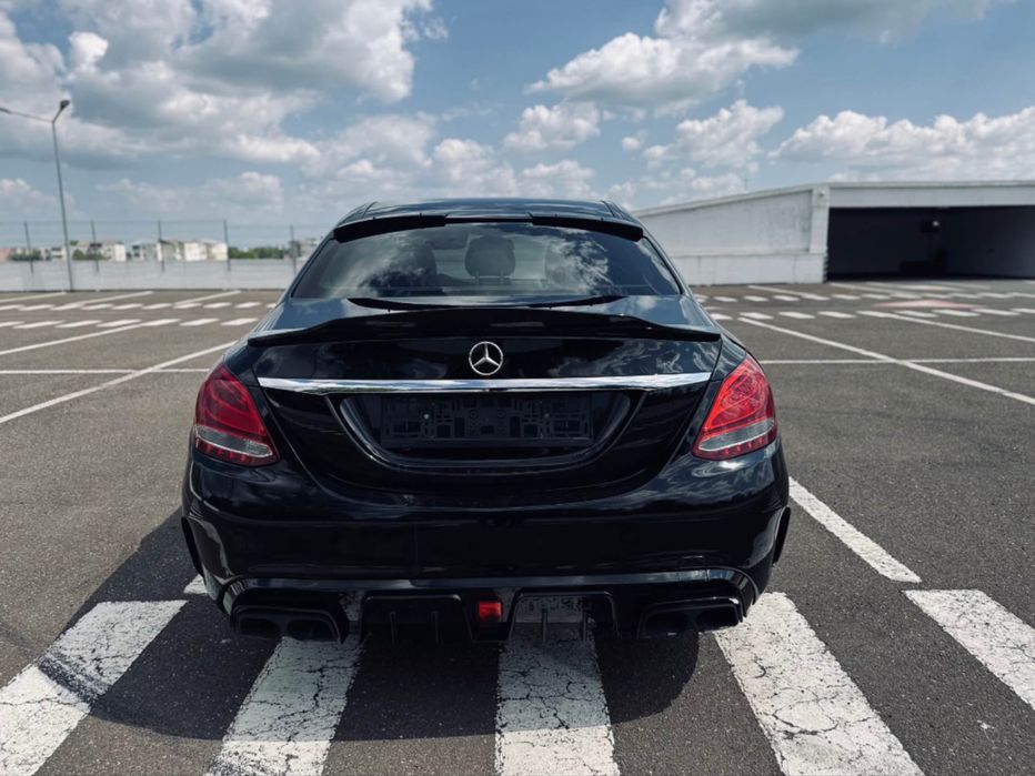 Mercedes Benz C class 220D