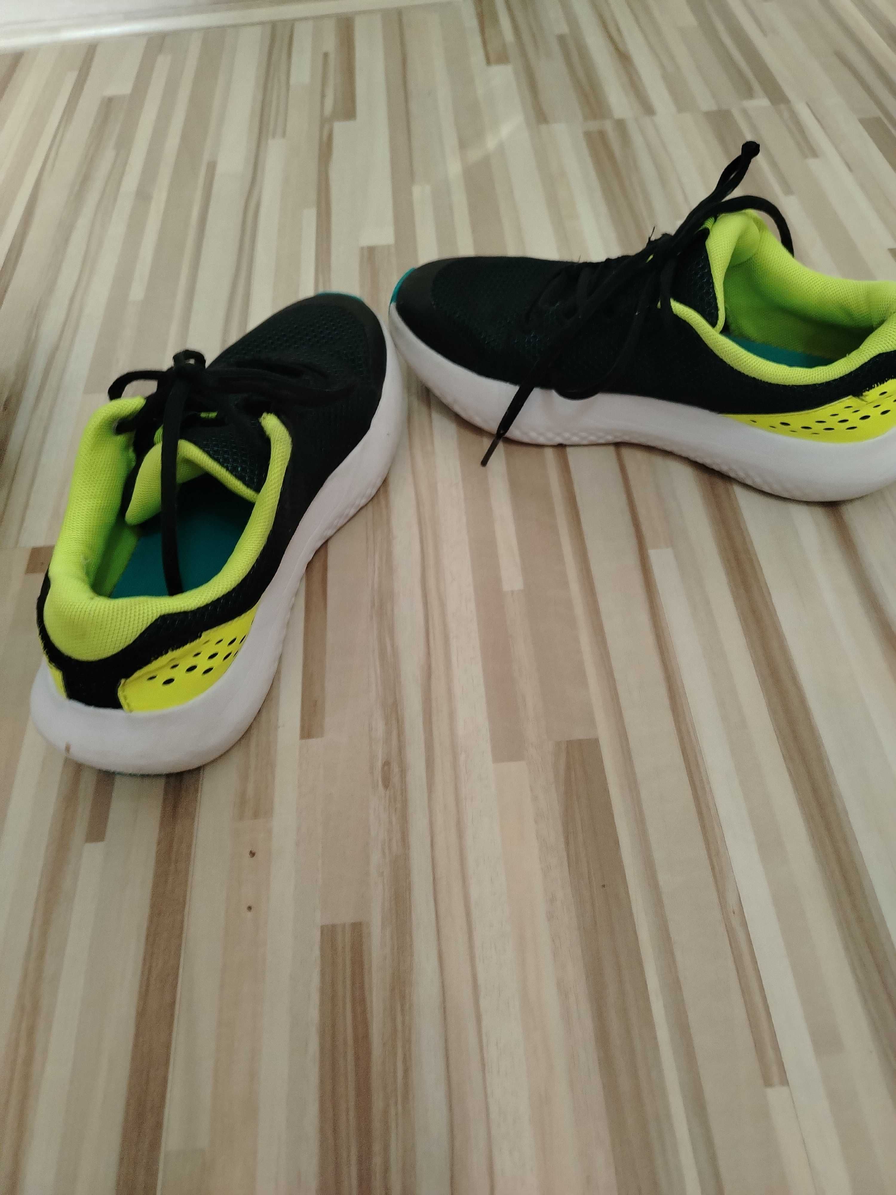 Маратонки Under armour