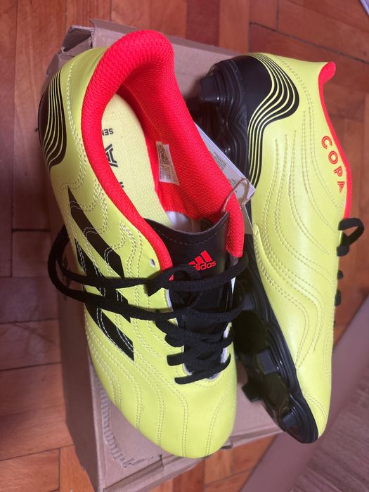 Ghete Adidas Copa Sense4