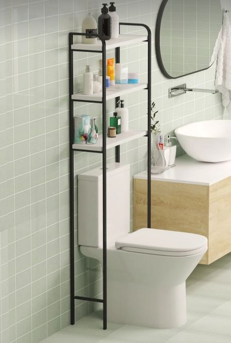 Рафт върху тоалетна чиния